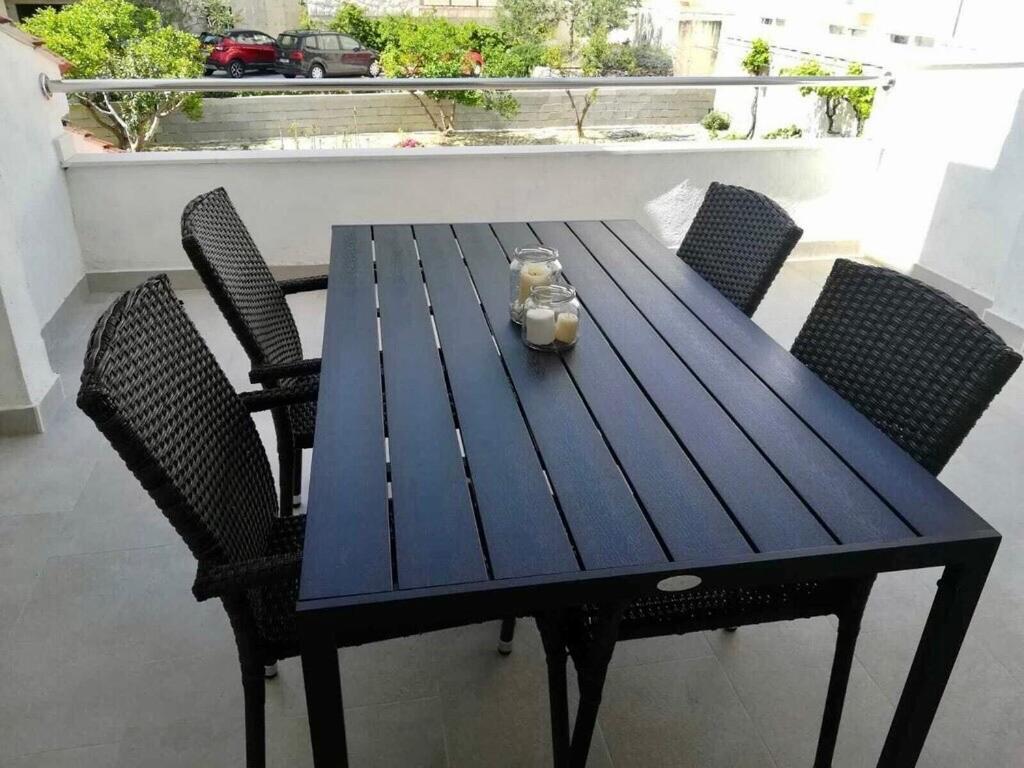 Apartmani “Kresimir” Omis Exterior photo